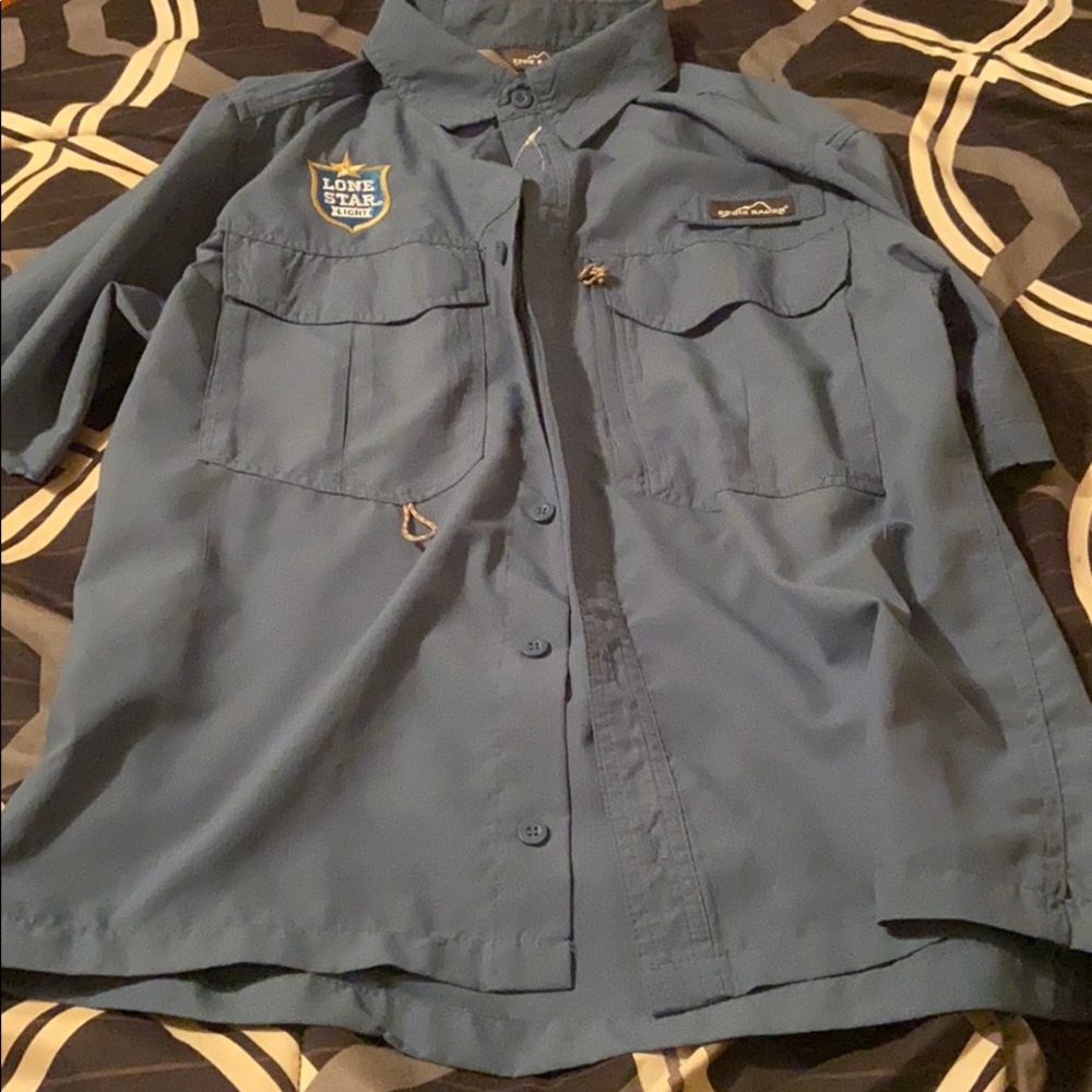 Eddie Bauer Size small men’s shirt